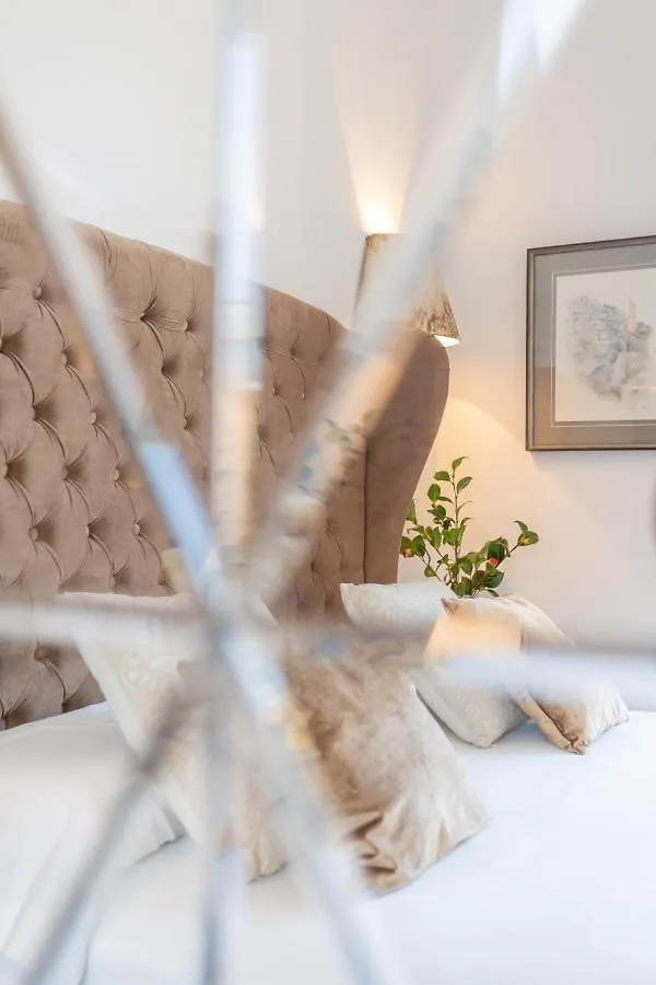 Bib Rambla Luxury Apartments Granada